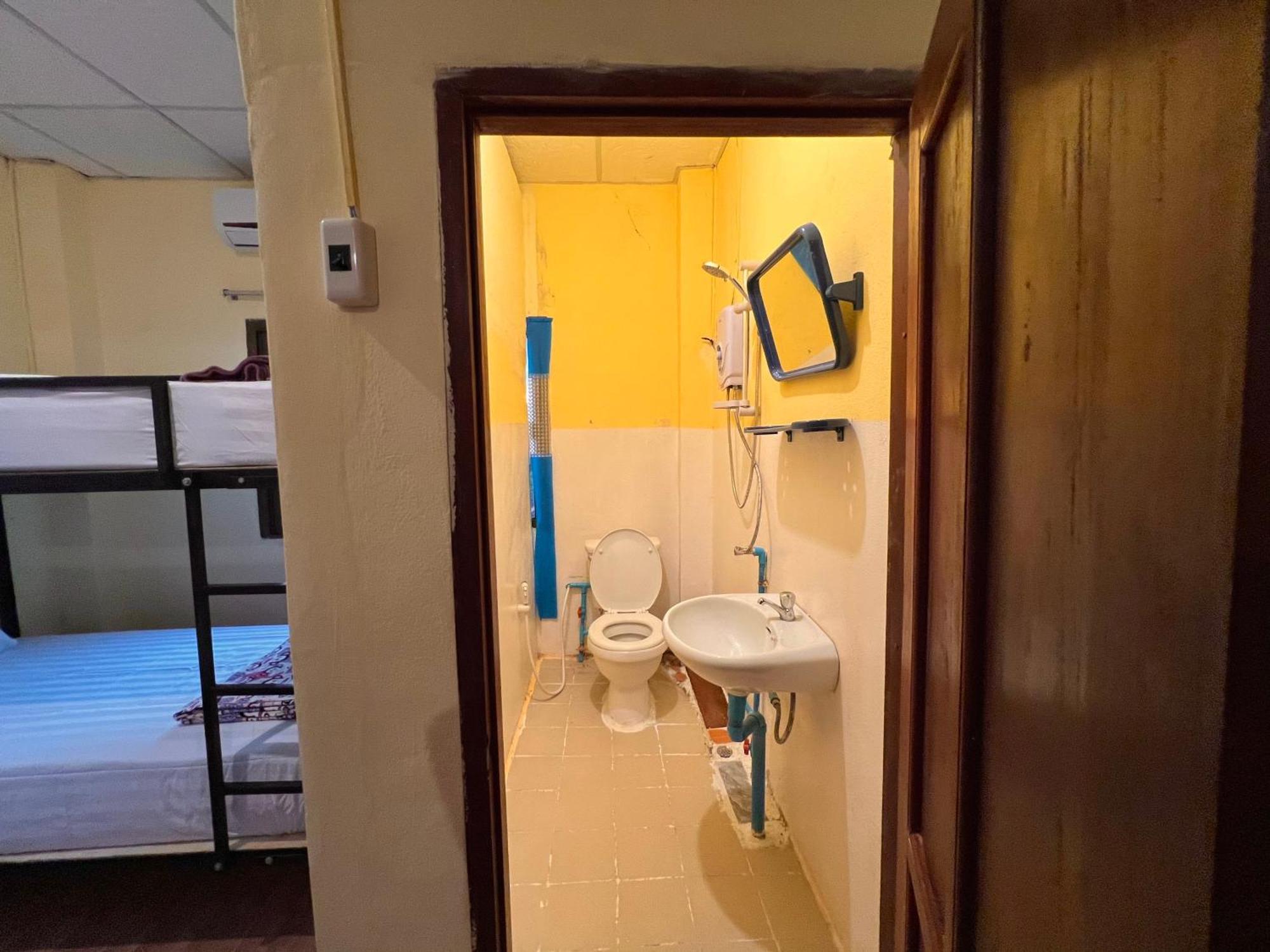 Easy Go Backpacker Hostel Vang Vieng Exteriér fotografie