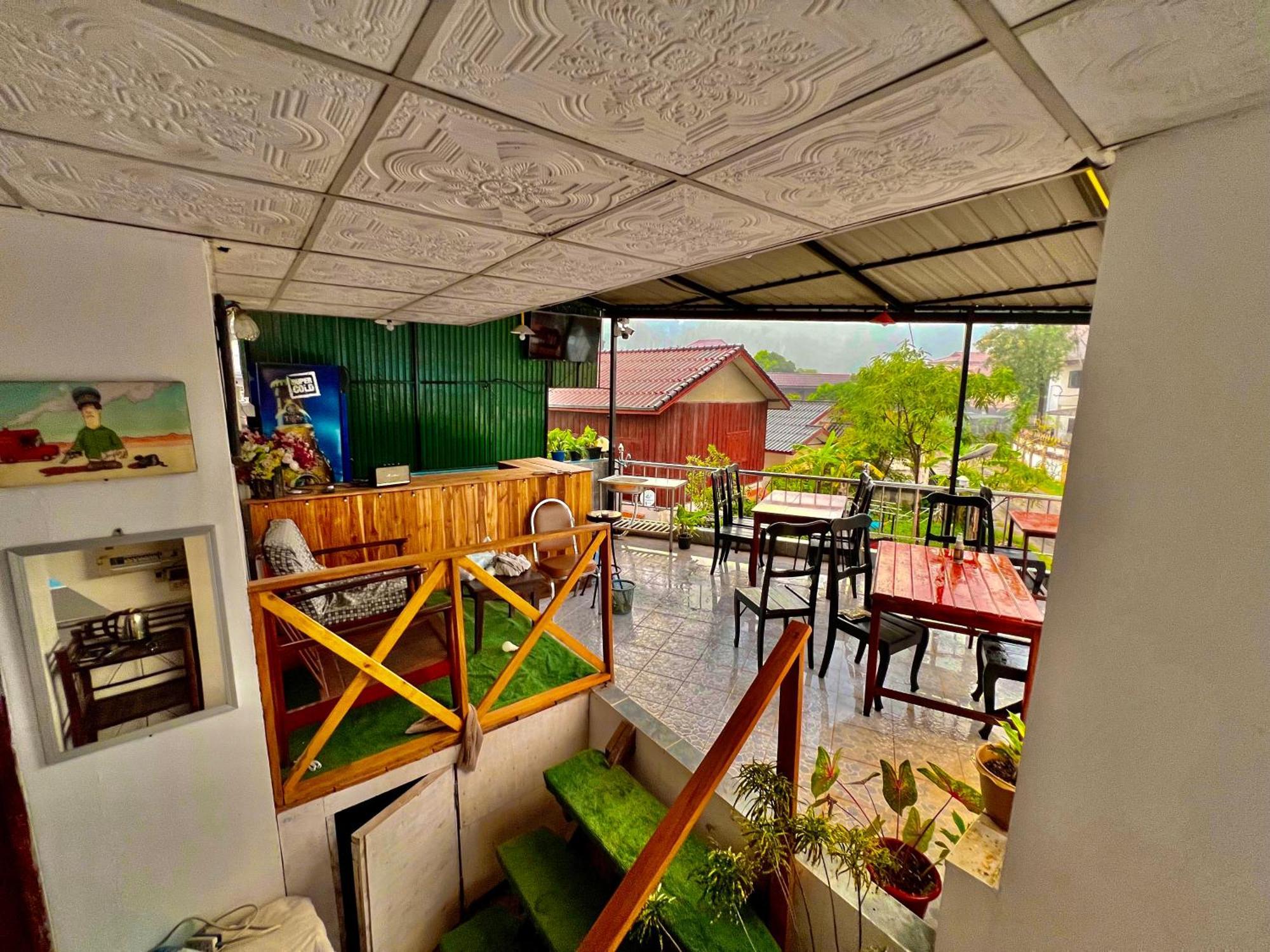 Easy Go Backpacker Hostel Vang Vieng Exteriér fotografie