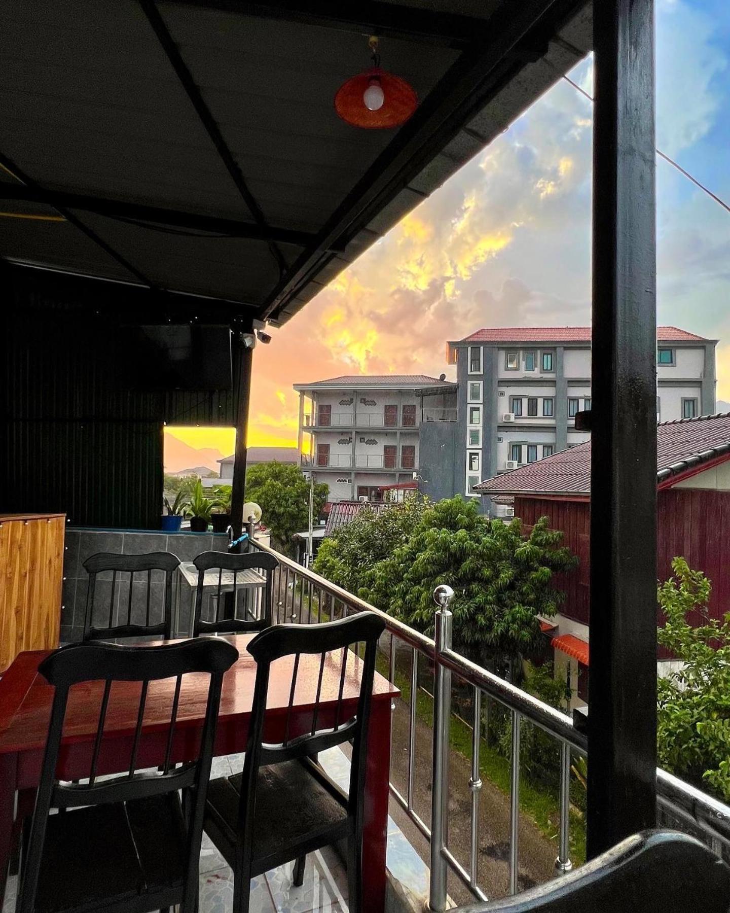 Easy Go Backpacker Hostel Vang Vieng Exteriér fotografie