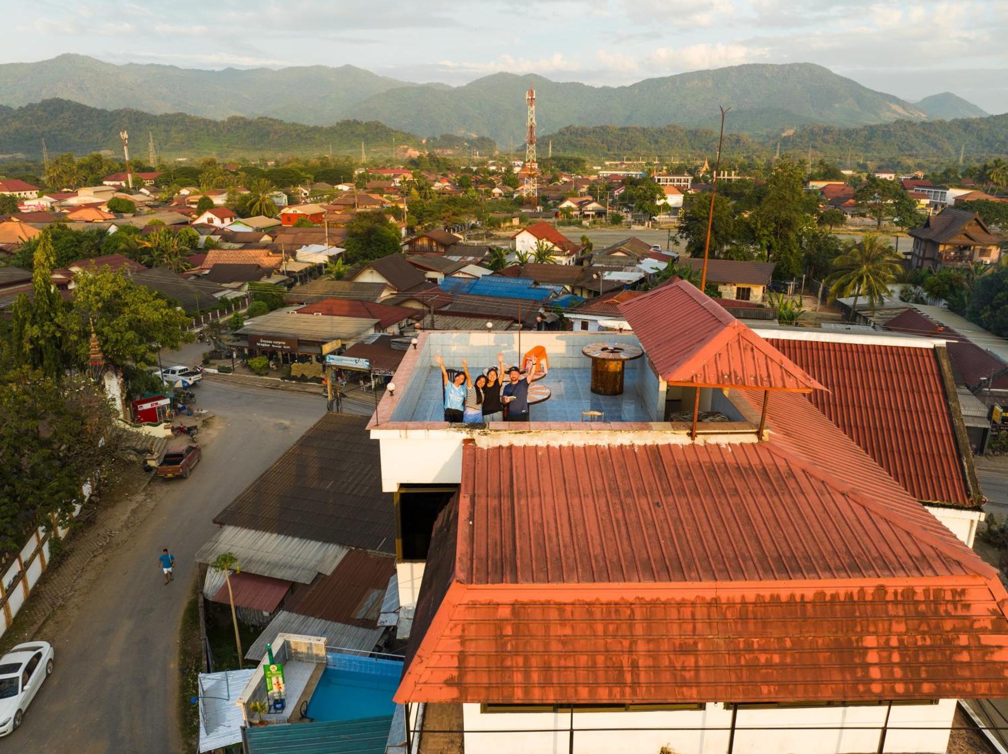 Easy Go Backpacker Hostel Vang Vieng Exteriér fotografie
