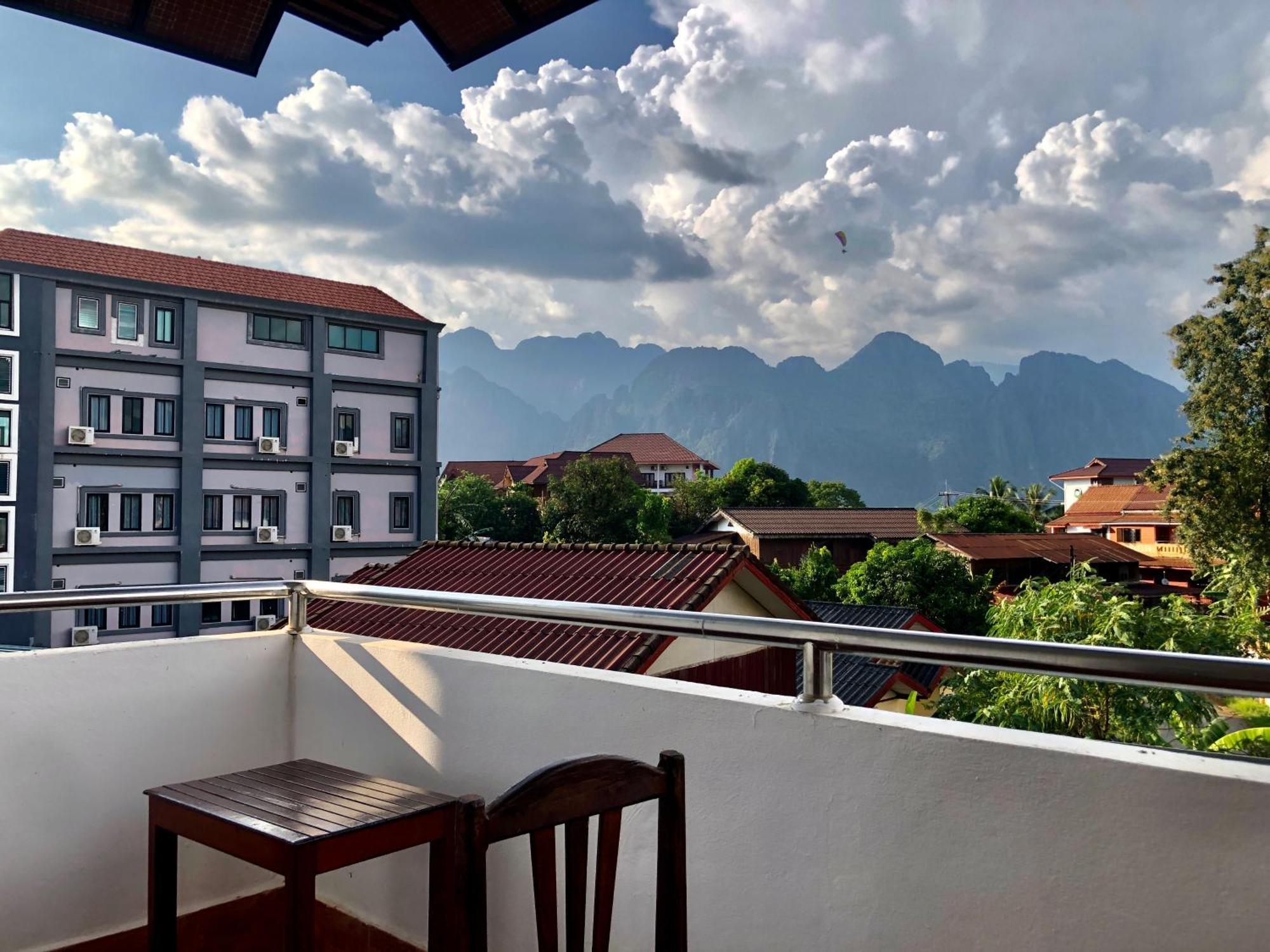 Easy Go Backpacker Hostel Vang Vieng Exteriér fotografie