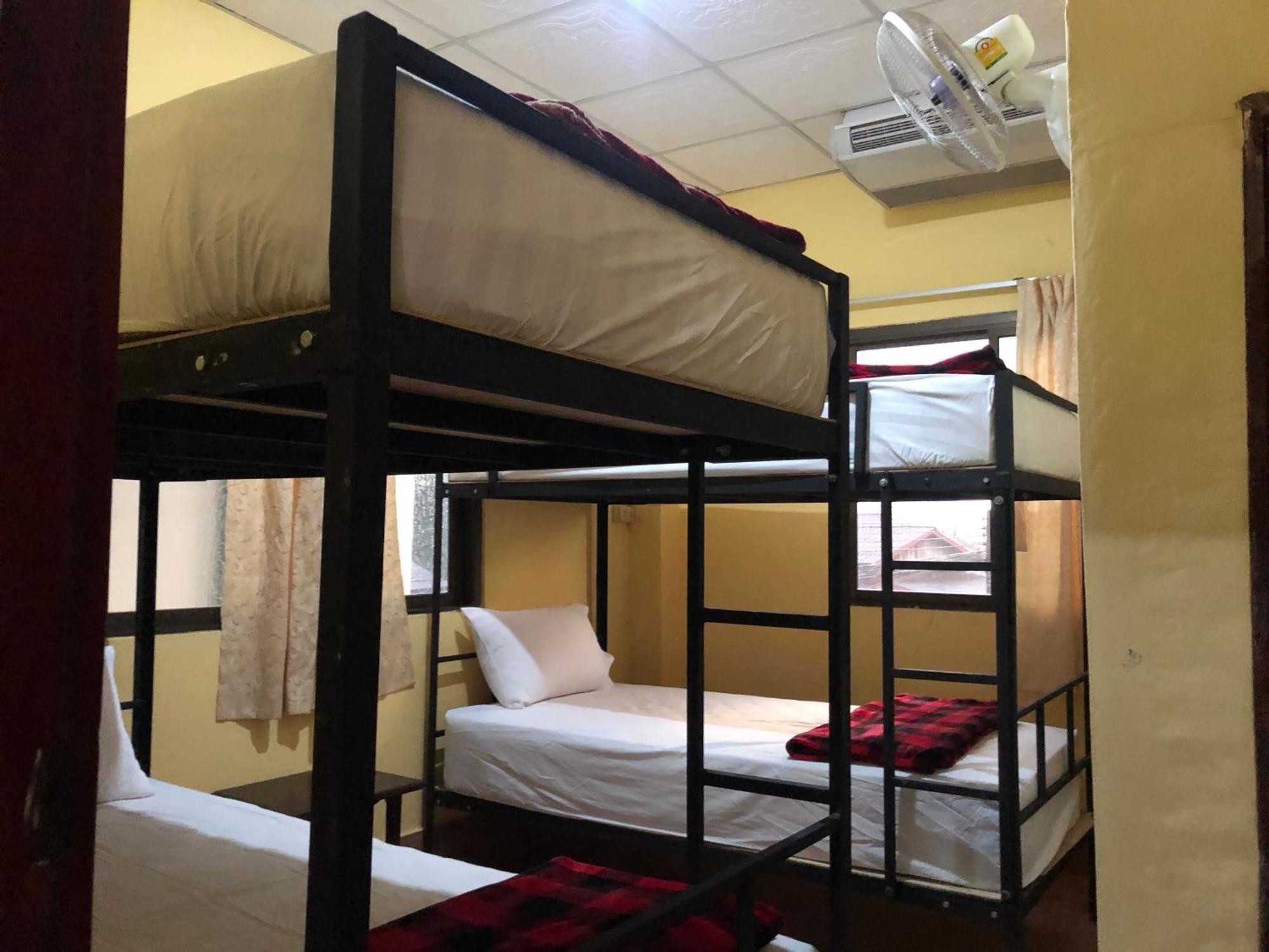 Easy Go Backpacker Hostel Vang Vieng Exteriér fotografie